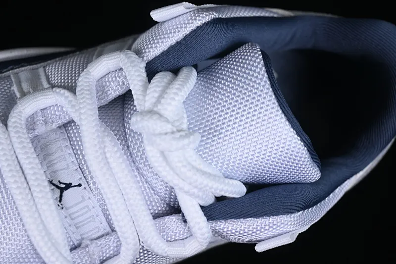 All categories Air Jordan Jordan series basketball shoes Air Jordan 11 F version Air Jordan 11 Low "Diffused Blue" AJ11 Joe 11 navy blue genuine carbon FV5104-104